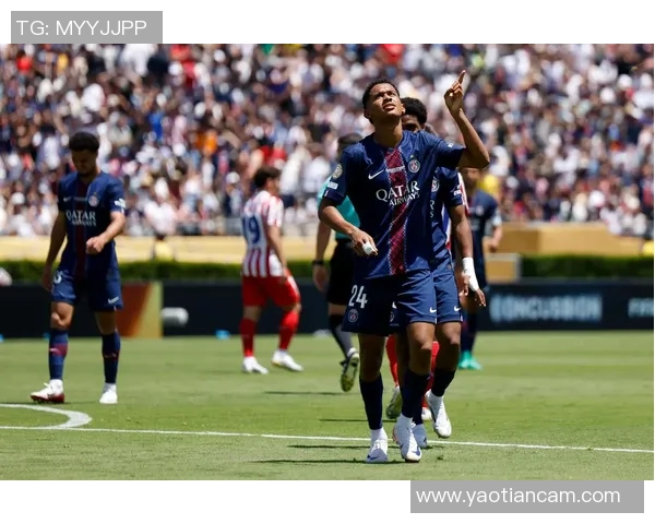 英超精彩对决多特蒙德狂胜巴黎圣日耳曼补时进球点燃全场激情