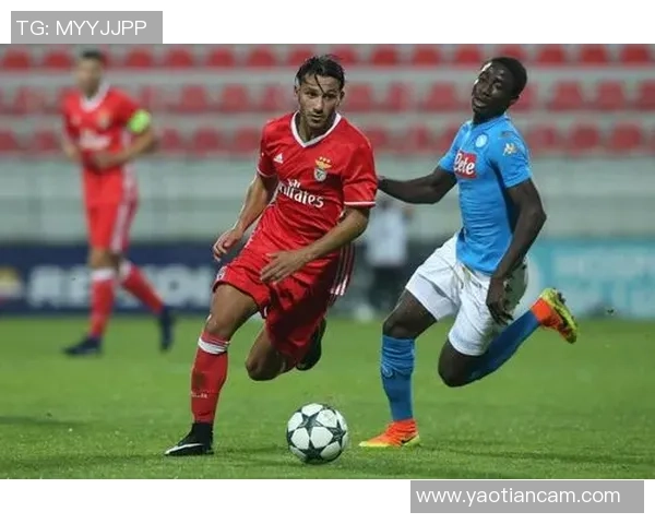 本菲卡狂胜热刺5-1神奇扑救引发全场狂欢赛后深度解析