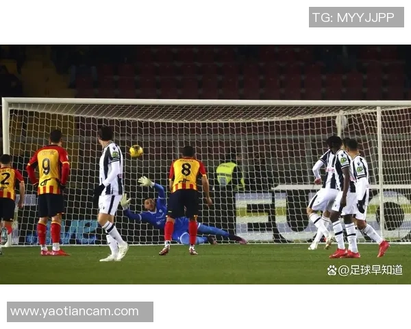 足总杯惊心动魄之战切尔西逆转马竞争议判罚引发全场热议