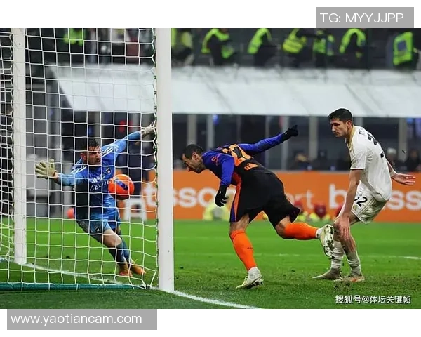 足总杯惊天大逆转国米狂胜尤文图斯6比2引发全场狂欢