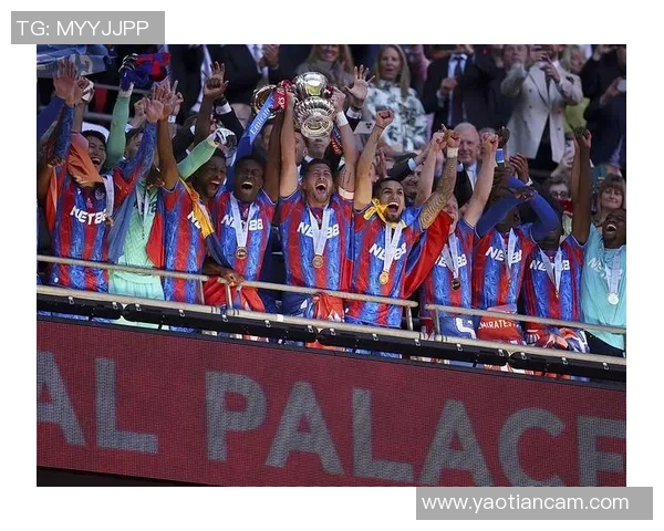 足总杯精彩对决里昂逆转马竞乌龙球成关键时刻