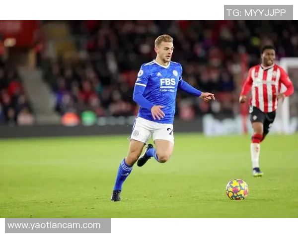 波尔图友谊赛大胜莱比锡红牌事件引发全场热议与十大精彩进球回顾